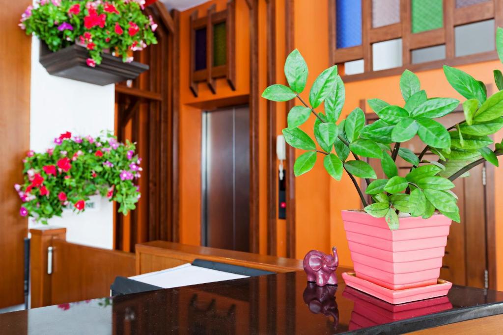 Garden Phuket Hotel Patong Εξωτερικό φωτογραφία