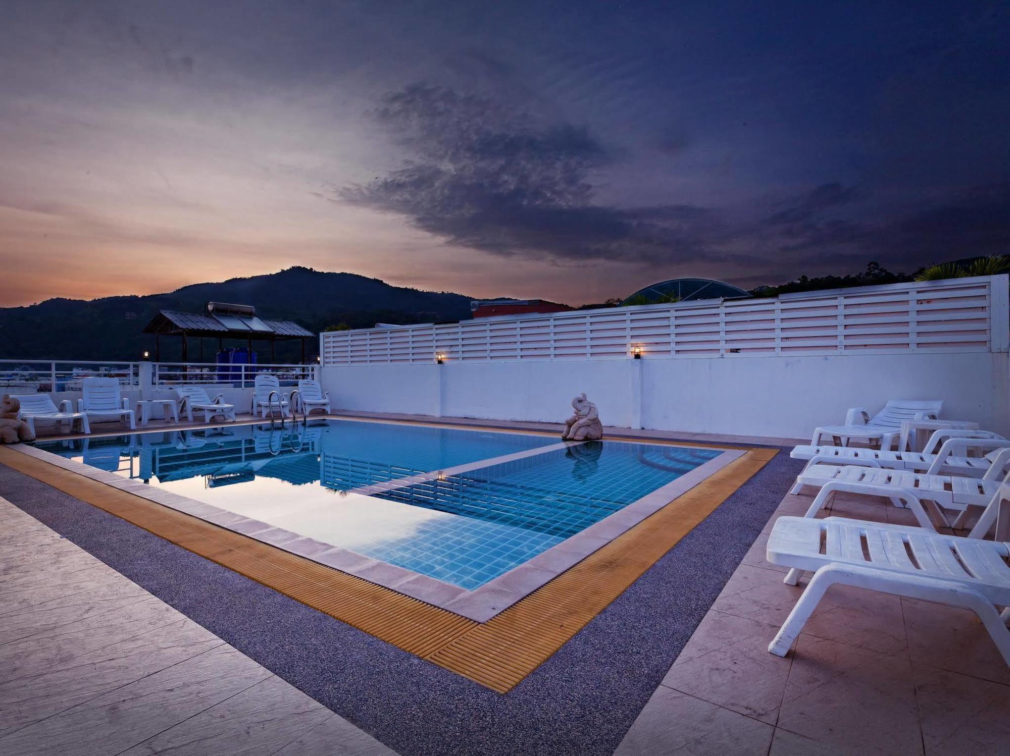 Garden Phuket Hotel Patong Εξωτερικό φωτογραφία