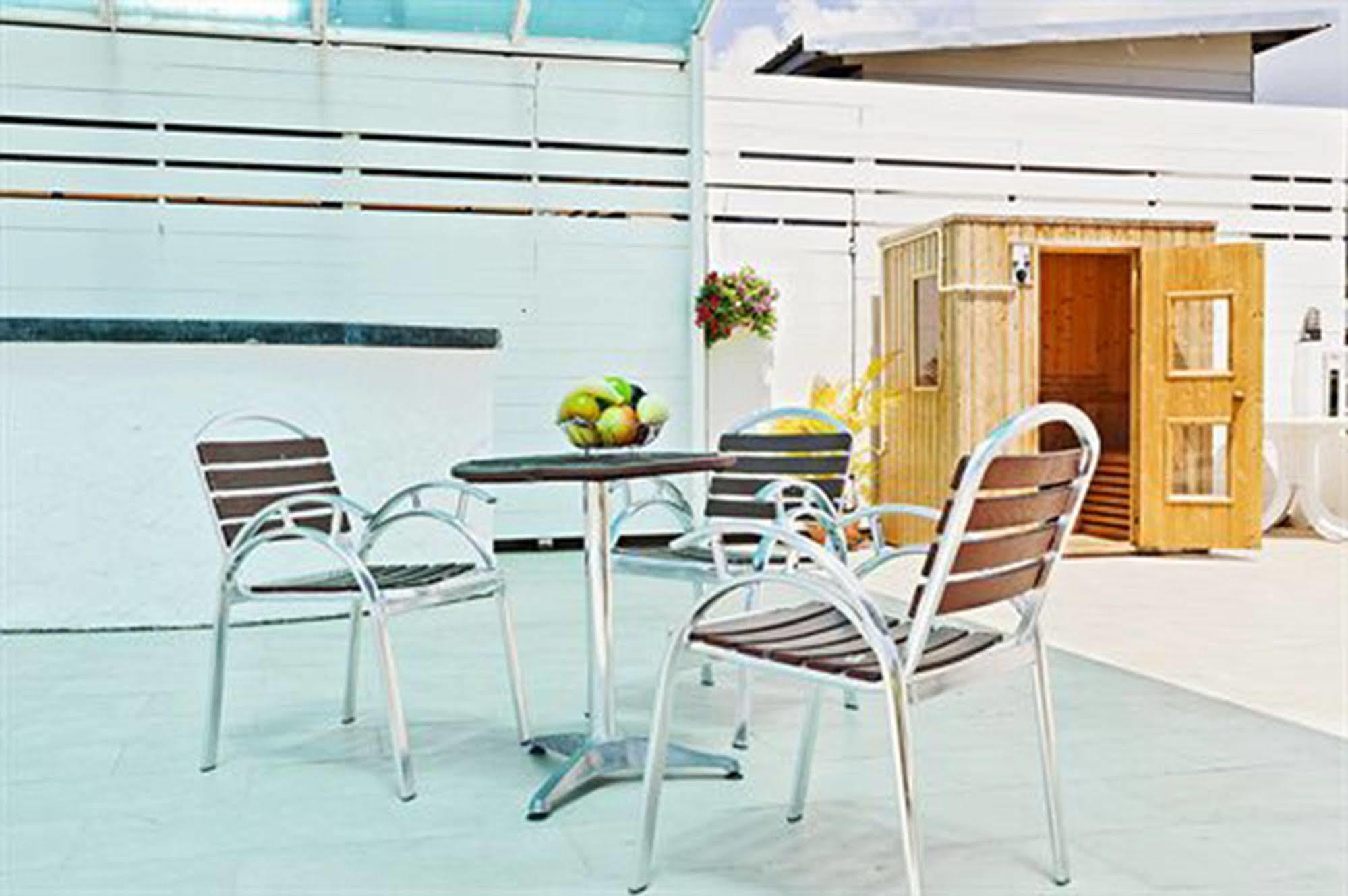 Garden Phuket Hotel Patong Εξωτερικό φωτογραφία